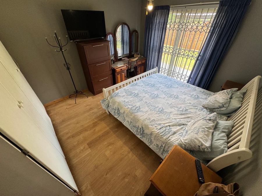 3 Bedroom Property for Sale in Rooihuiskraal North Gauteng