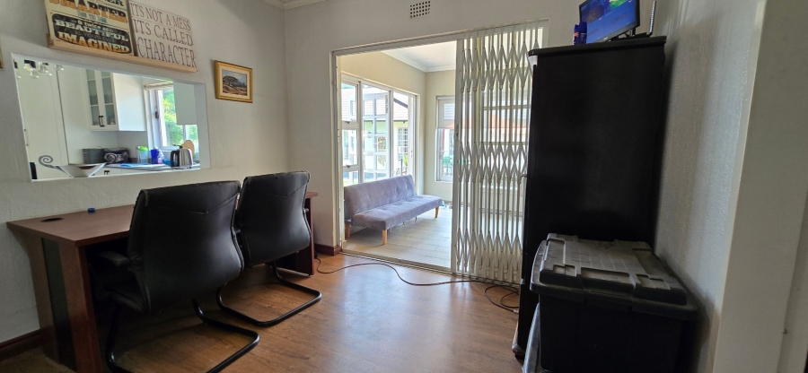 5 Bedroom Property for Sale in Brackendowns Gauteng