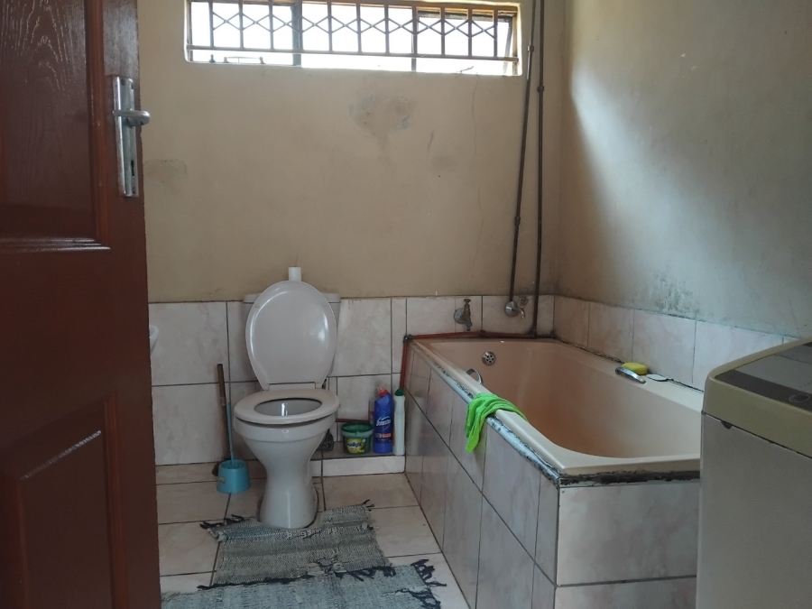 2 Bedroom Property for Sale in Soshanguve T Gauteng