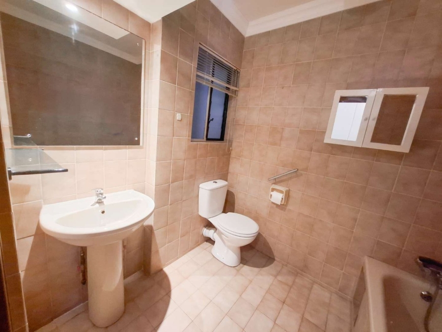 To Let 2 Bedroom Property for Rent in Faerie Glen Gauteng