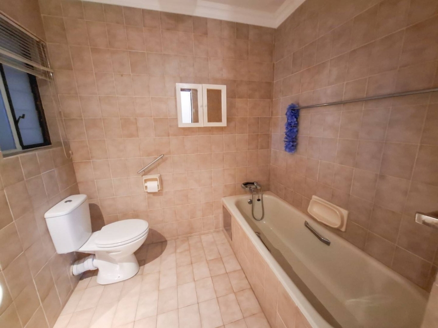 To Let 2 Bedroom Property for Rent in Faerie Glen Gauteng