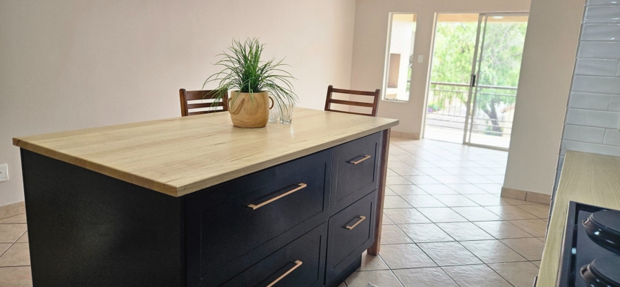 To Let 2 Bedroom Property for Rent in Noordhang Gauteng