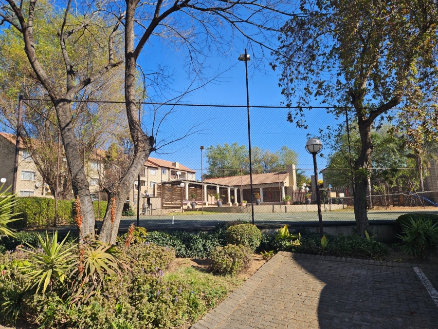 To Let 2 Bedroom Property for Rent in Noordhang Gauteng