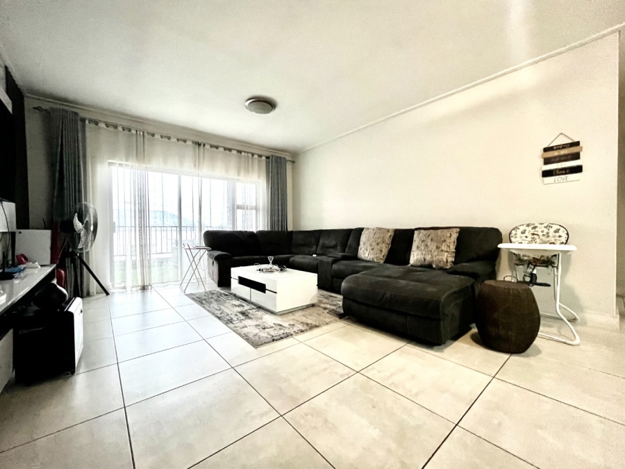 To Let 2 Bedroom Property for Rent in The Polofields Gauteng