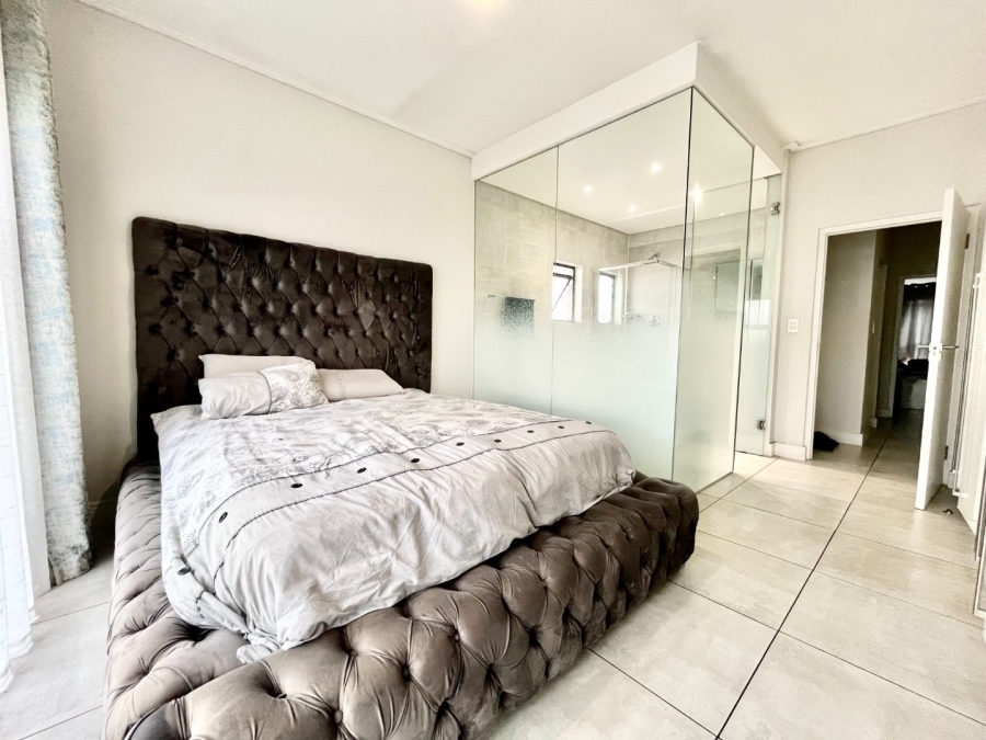To Let 2 Bedroom Property for Rent in The Polofields Gauteng