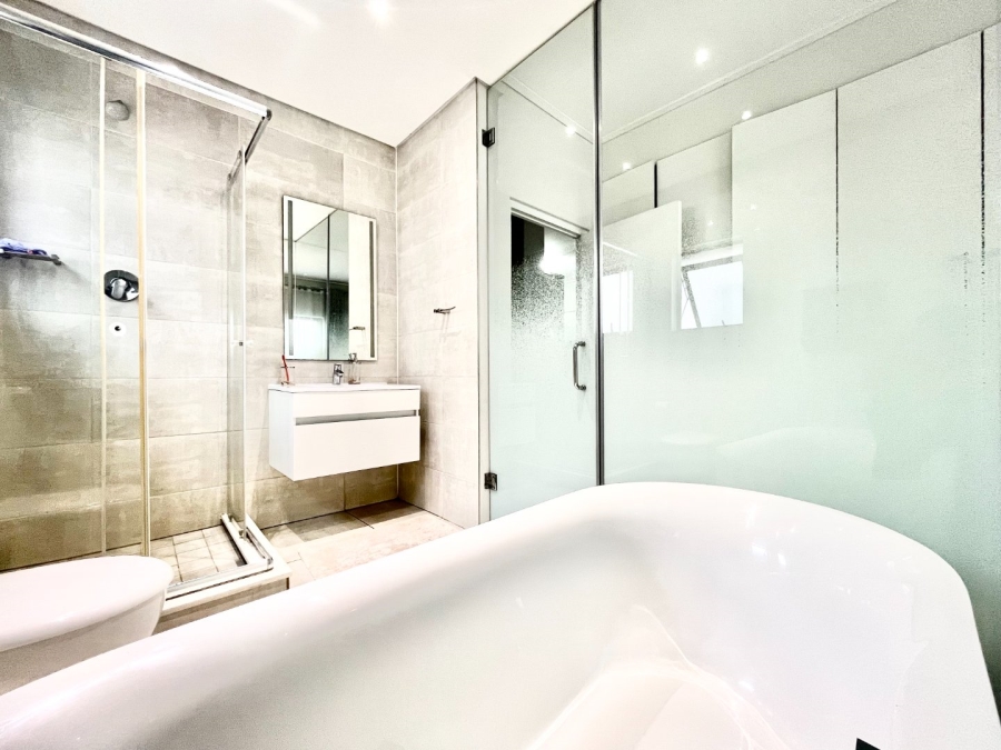 To Let 2 Bedroom Property for Rent in The Polofields Gauteng