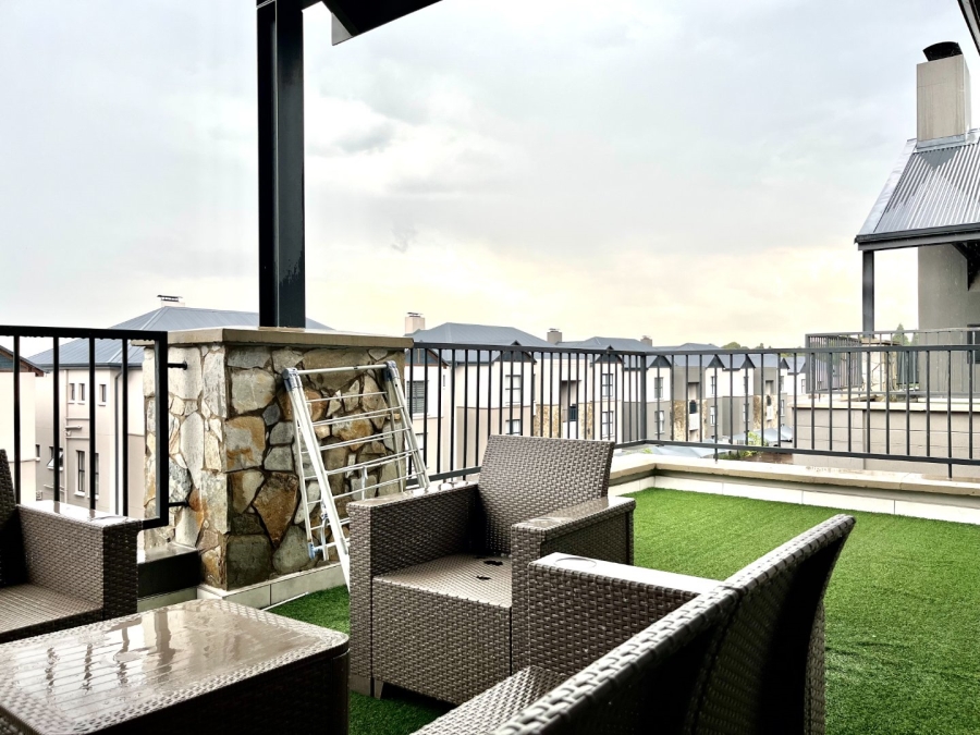 To Let 2 Bedroom Property for Rent in The Polofields Gauteng