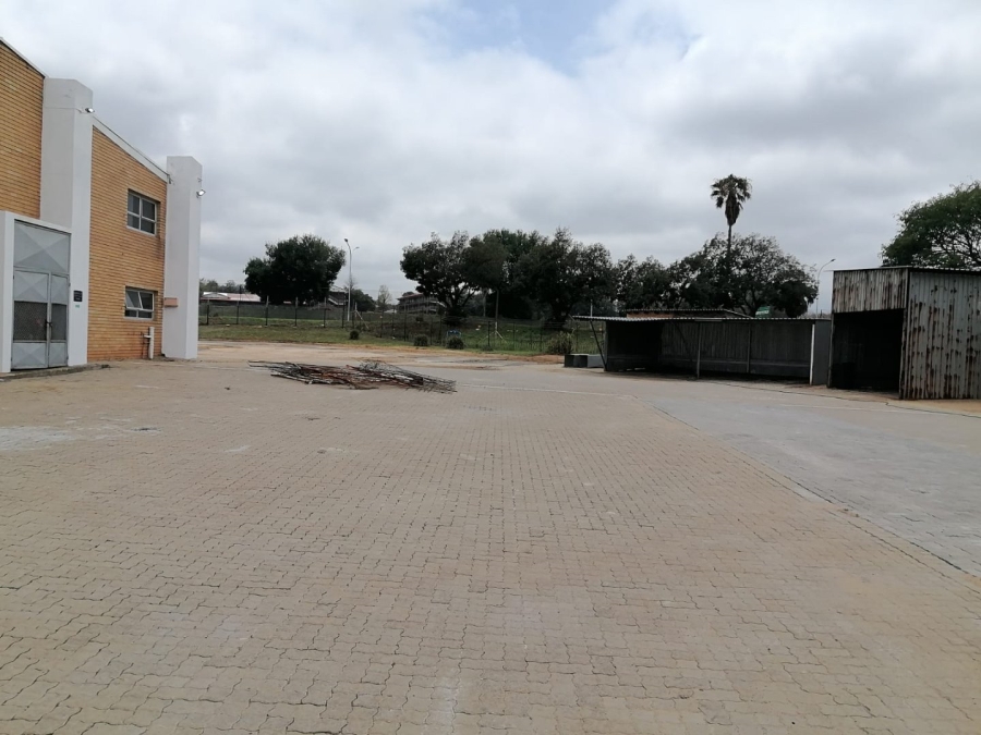 To Let commercial Property for Rent in Kempton Park Central Gauteng