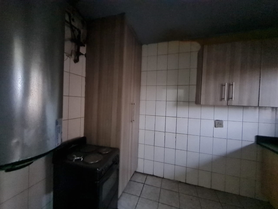 To Let 2 Bedroom Property for Rent in Lenasia Ext 1 Gauteng