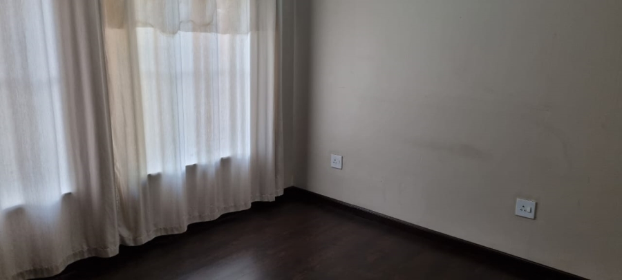 To Let 2 Bedroom Property for Rent in Klippoortjie Gauteng