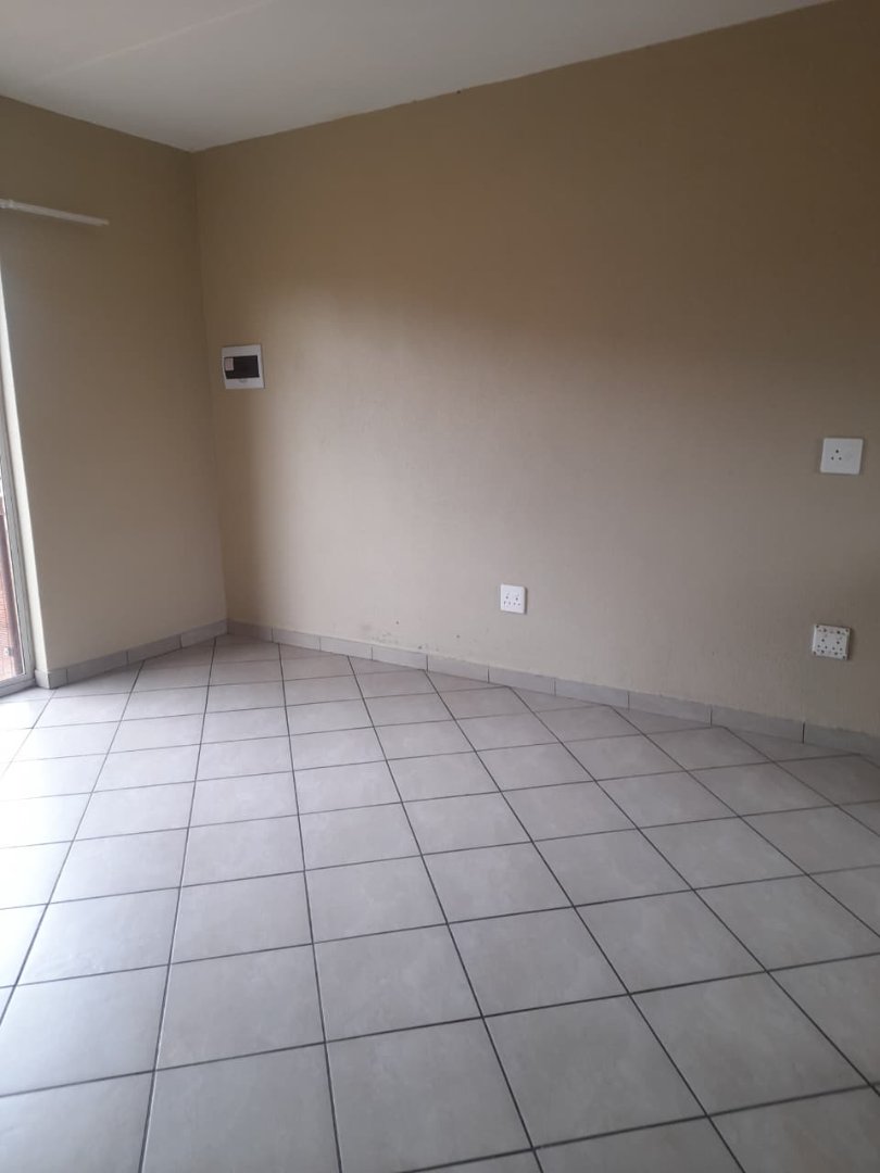 To Let  Bedroom Property for Rent in Lotus Gardens Gauteng