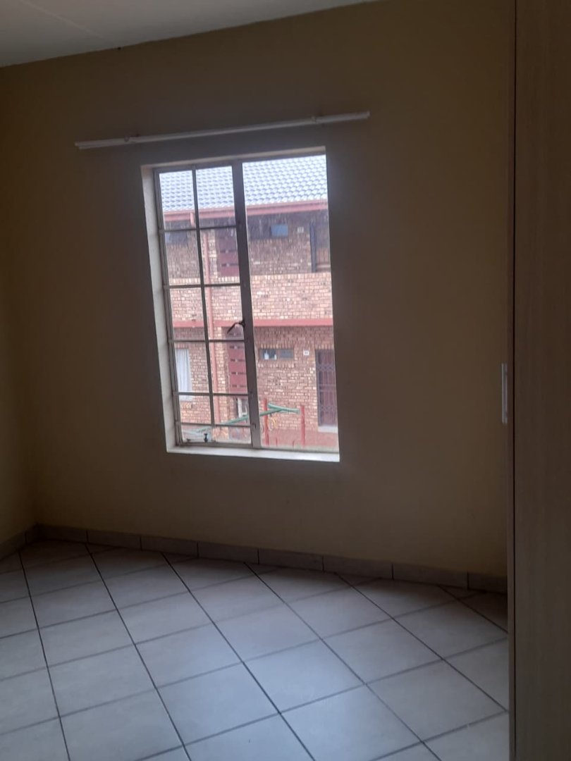 To Let  Bedroom Property for Rent in Lotus Gardens Gauteng