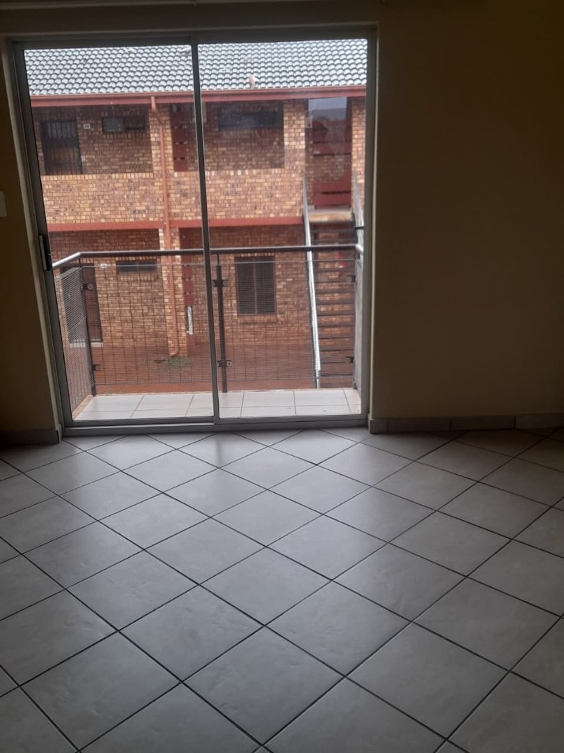 To Let  Bedroom Property for Rent in Lotus Gardens Gauteng