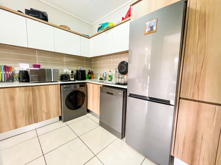 To Let 1 Bedroom Property for Rent in Linbro Park Gauteng