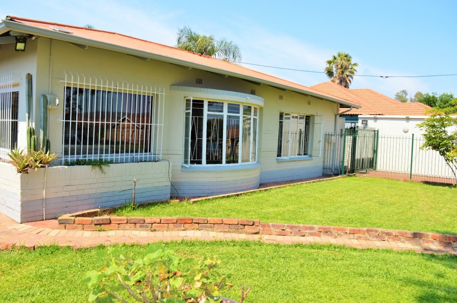 5 Bedroom Property for Sale in Capital Park Gauteng