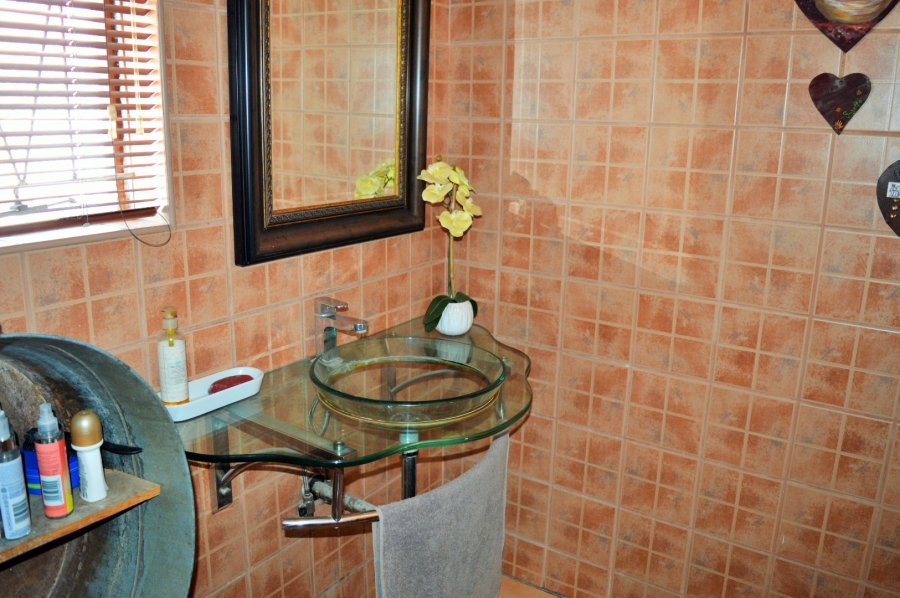 5 Bedroom Property for Sale in Capital Park Gauteng