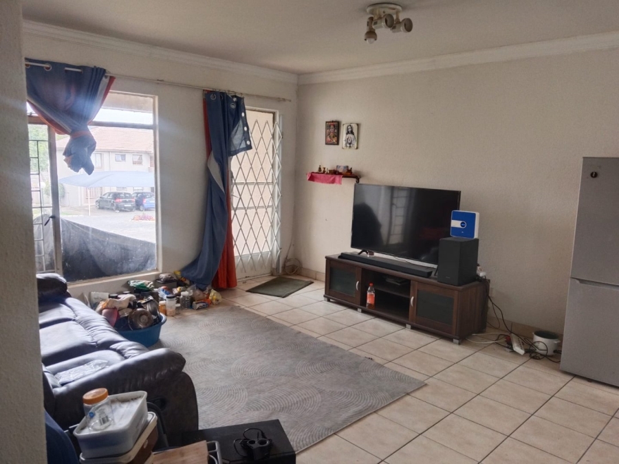 2 Bedroom Property for Sale in Vorna Valley Gauteng