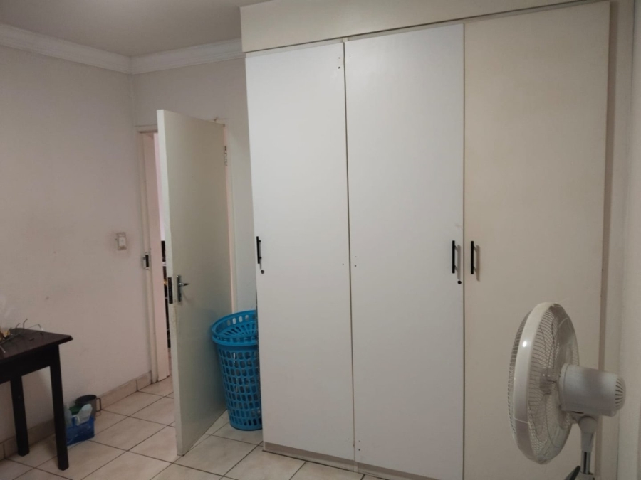 2 Bedroom Property for Sale in Vorna Valley Gauteng