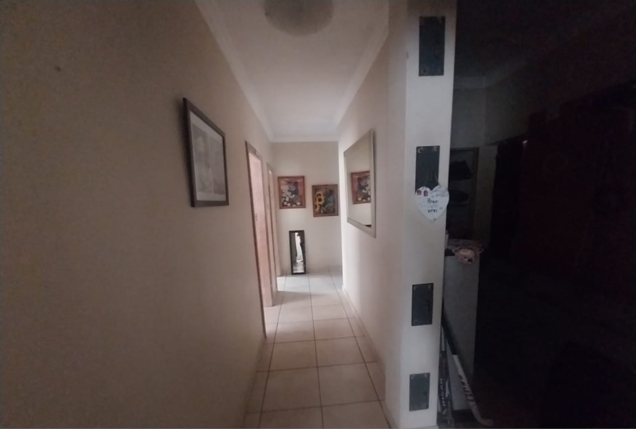 3 Bedroom Property for Sale in Roseville Gauteng