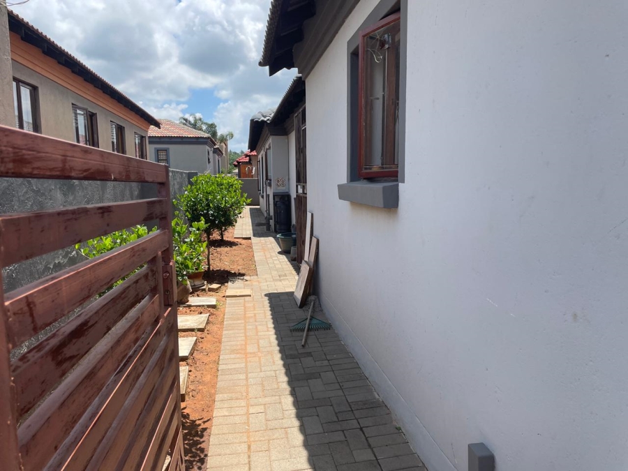 4 Bedroom Property for Sale in Amandasig Gauteng