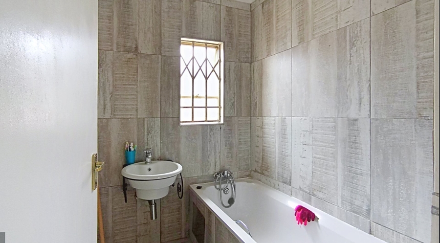 2 Bedroom Property for Sale in Riverside View Gauteng