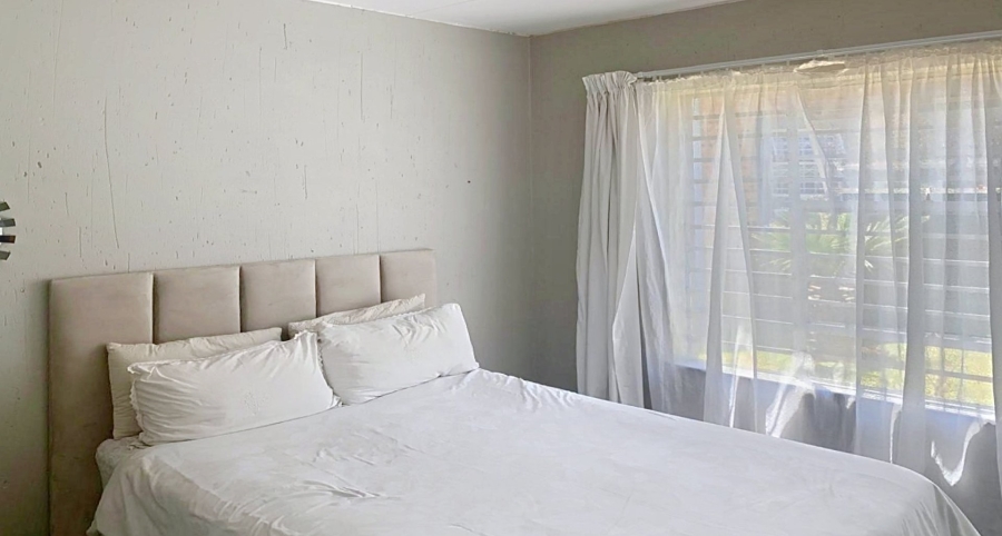 2 Bedroom Property for Sale in Wilgeheuwel Gauteng