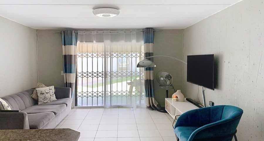 2 Bedroom Property for Sale in Wilgeheuwel Gauteng