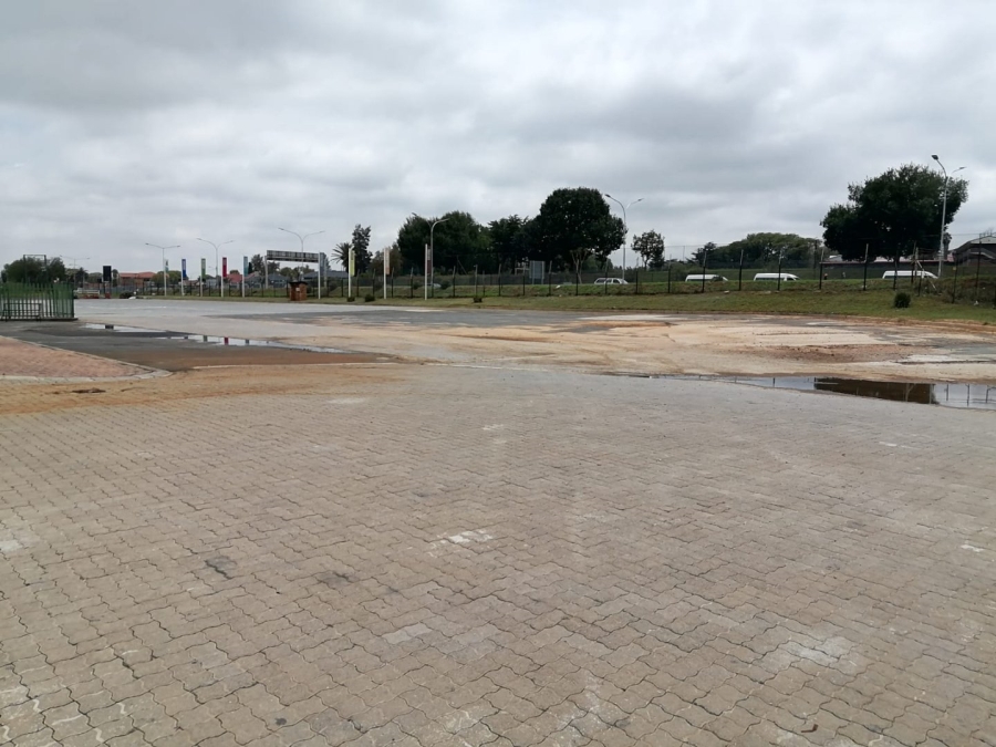 Commercial Property for Sale in Kempton Park Central Gauteng