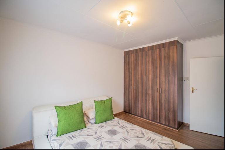 3 Bedroom Property for Sale in Noordwyk Gauteng