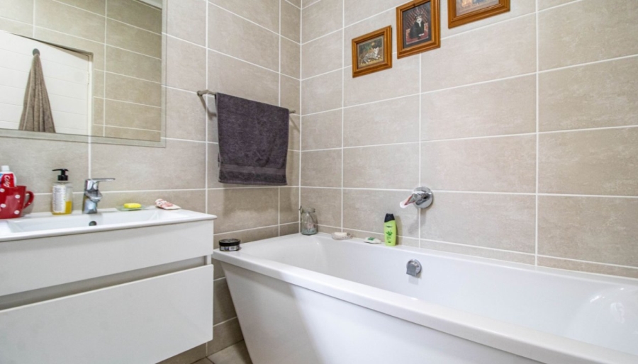 3 Bedroom Property for Sale in Linbro Park Gauteng