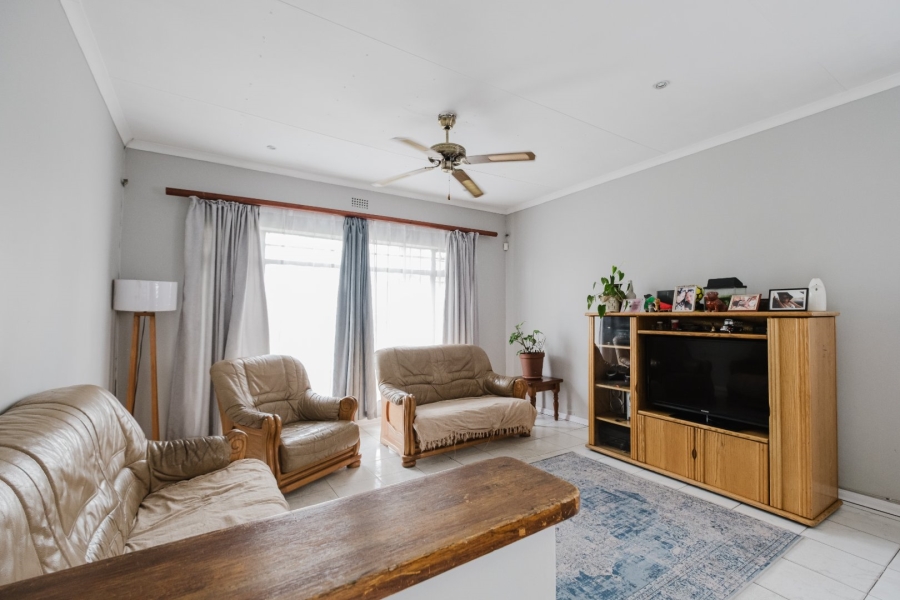 3 Bedroom Property for Sale in Roseacre Gauteng