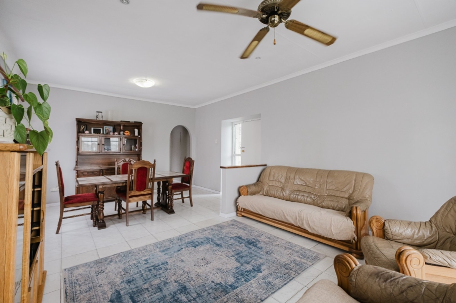 3 Bedroom Property for Sale in Roseacre Gauteng