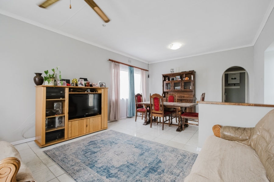 3 Bedroom Property for Sale in Roseacre Gauteng