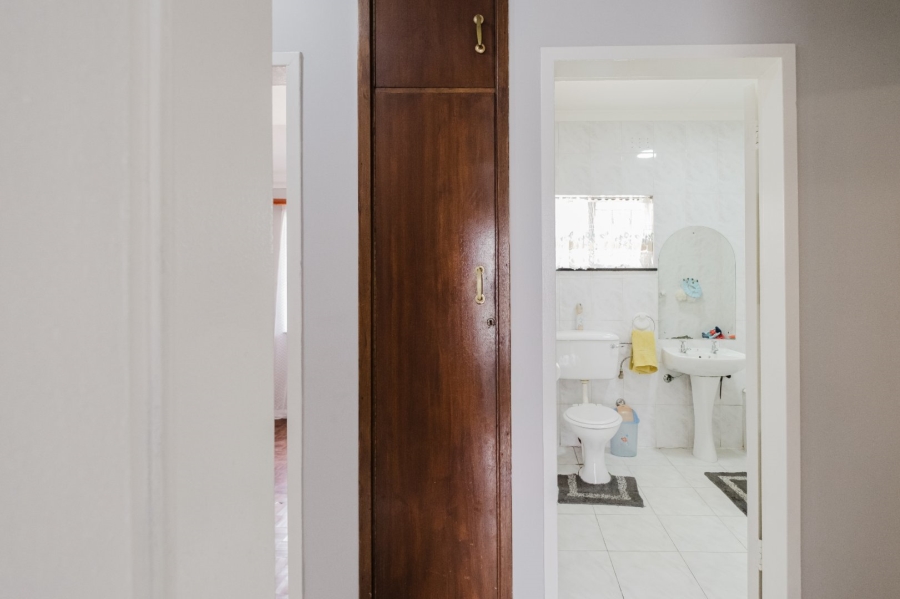 3 Bedroom Property for Sale in Roseacre Gauteng