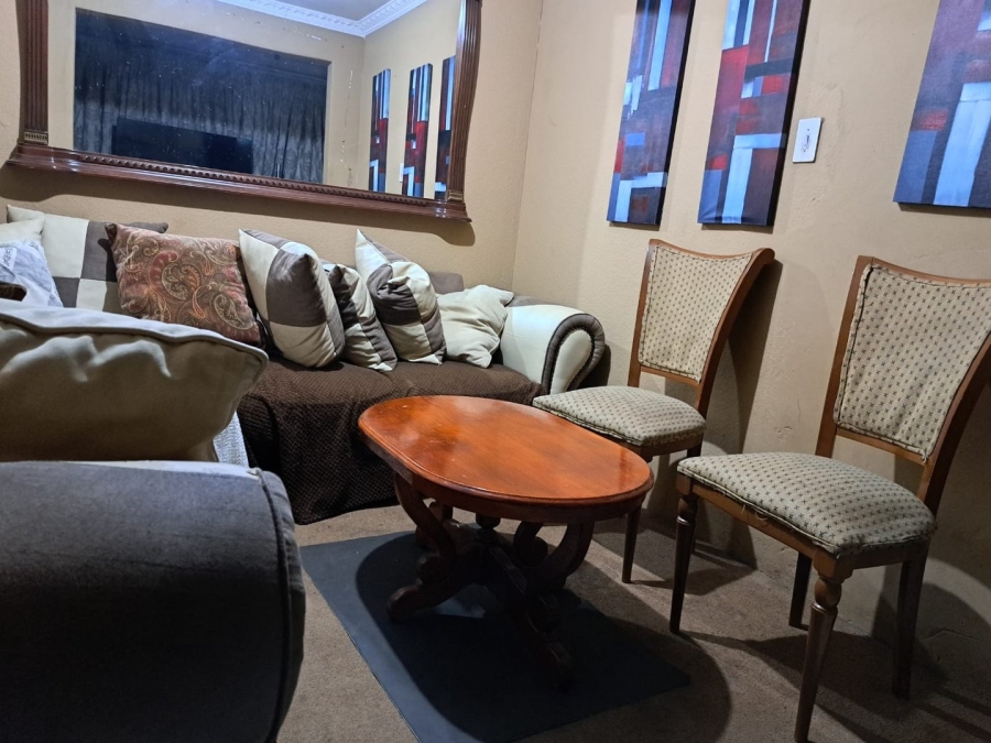 2 Bedroom Property for Sale in Doornkop Gauteng