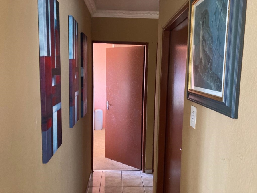 2 Bedroom Property for Sale in Doornkop Gauteng