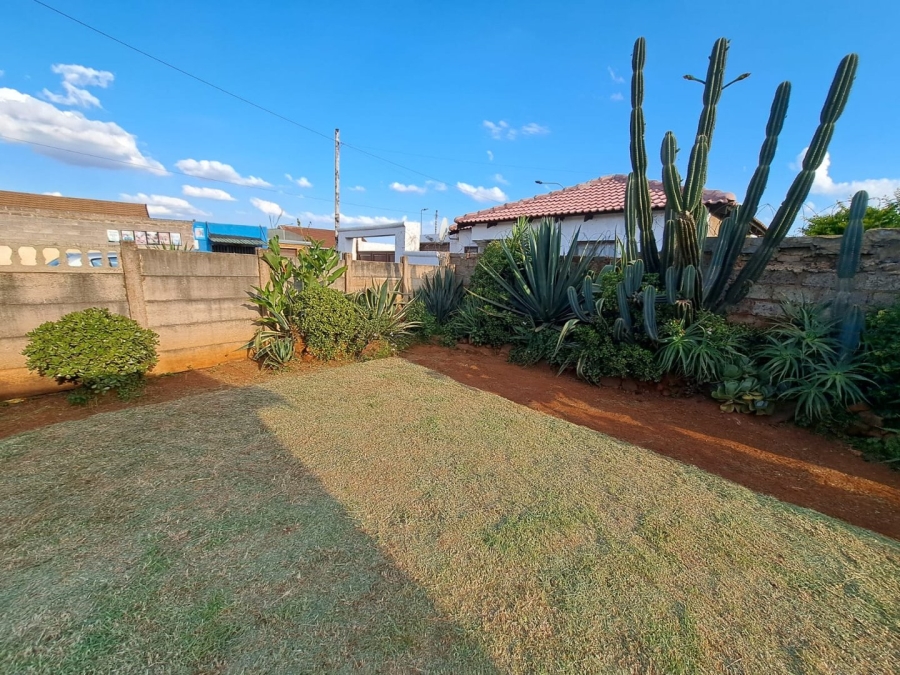 2 Bedroom Property for Sale in Doornkop Gauteng