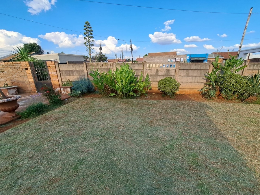 2 Bedroom Property for Sale in Doornkop Gauteng