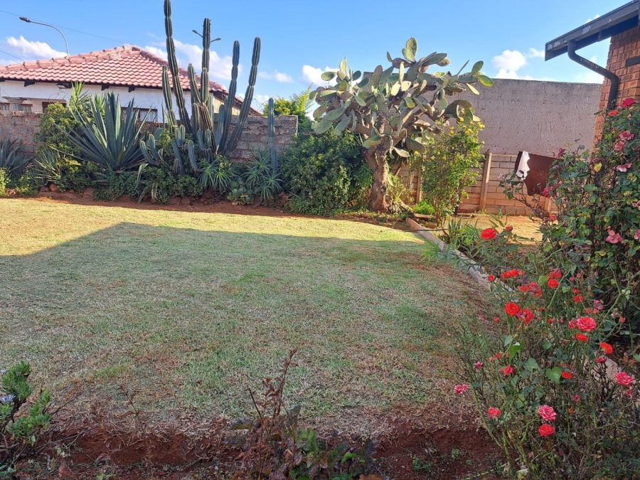 2 Bedroom Property for Sale in Doornkop Gauteng