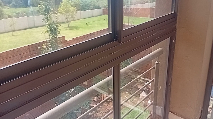 4 Bedroom Property for Sale in Mooikloof Ridge Gauteng