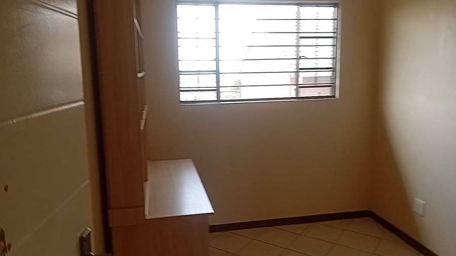4 Bedroom Property for Sale in Mooikloof Ridge Gauteng