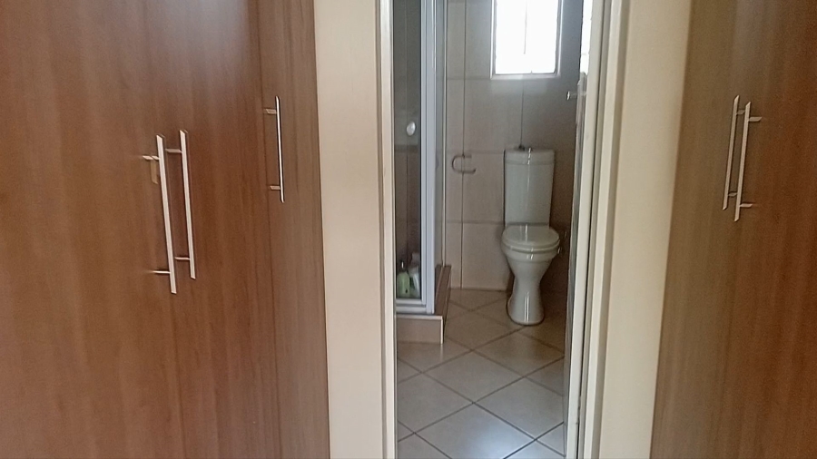 4 Bedroom Property for Sale in Mooikloof Ridge Gauteng