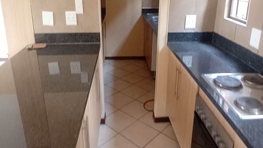 4 Bedroom Property for Sale in Mooikloof Ridge Gauteng