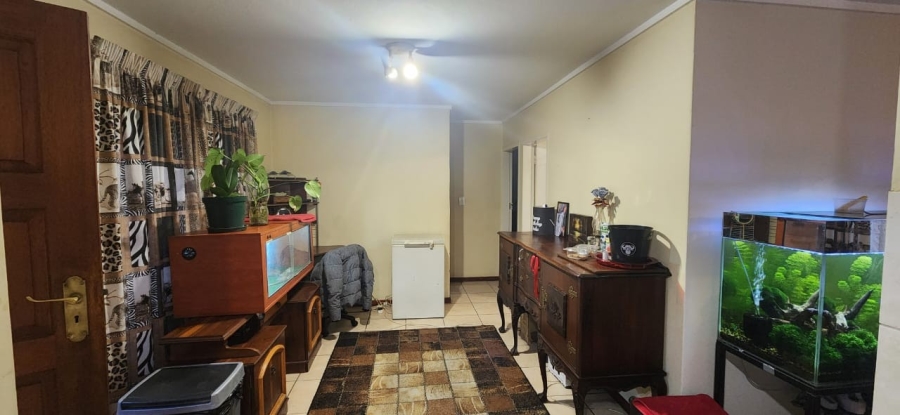 2 Bedroom Property for Sale in The Reeds Gauteng