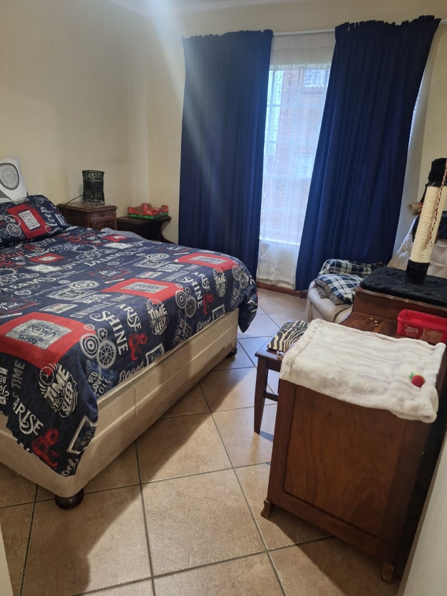 2 Bedroom Property for Sale in The Reeds Gauteng