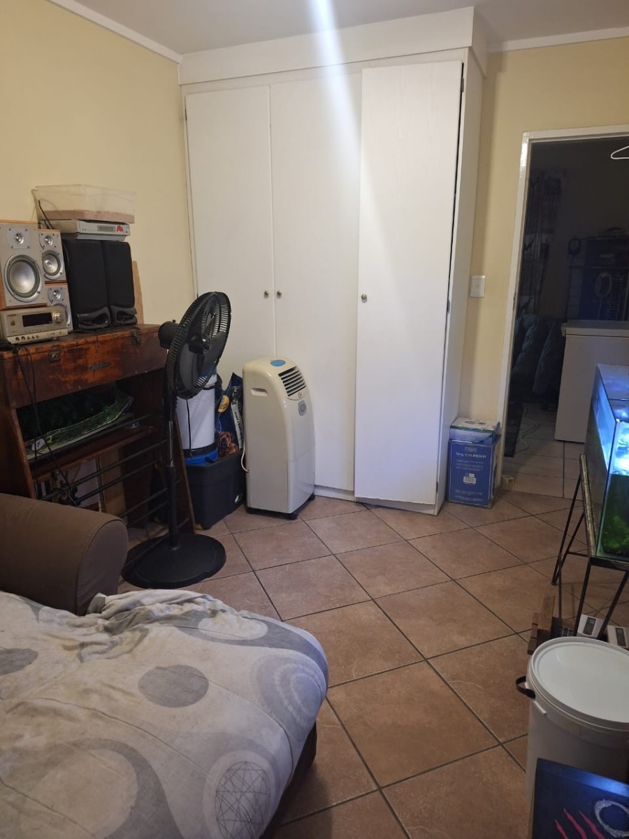 2 Bedroom Property for Sale in The Reeds Gauteng