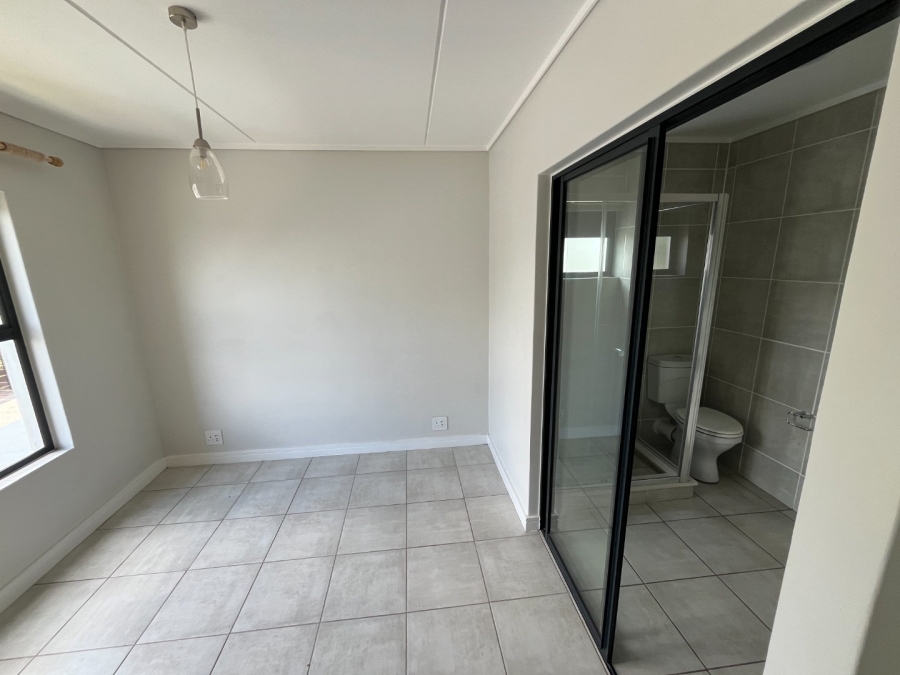 To Let 3 Bedroom Property for Rent in Linbro Park Gauteng