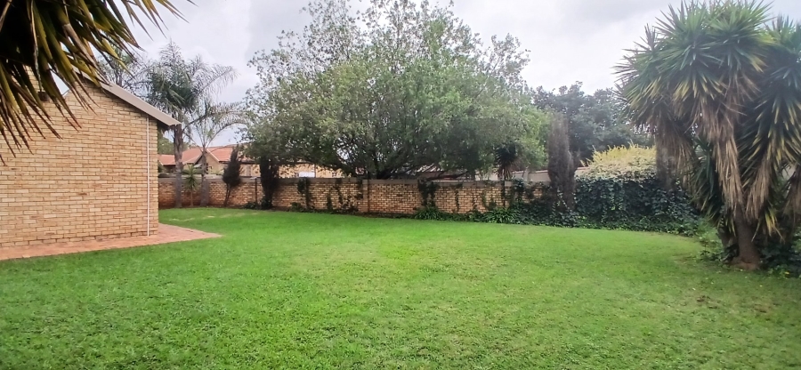 3 Bedroom Property for Sale in Heuwelsig Estate Gauteng