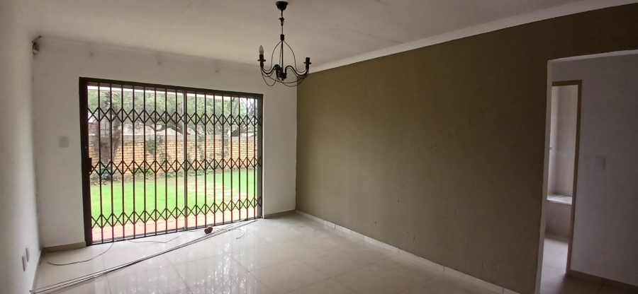 3 Bedroom Property for Sale in Heuwelsig Estate Gauteng