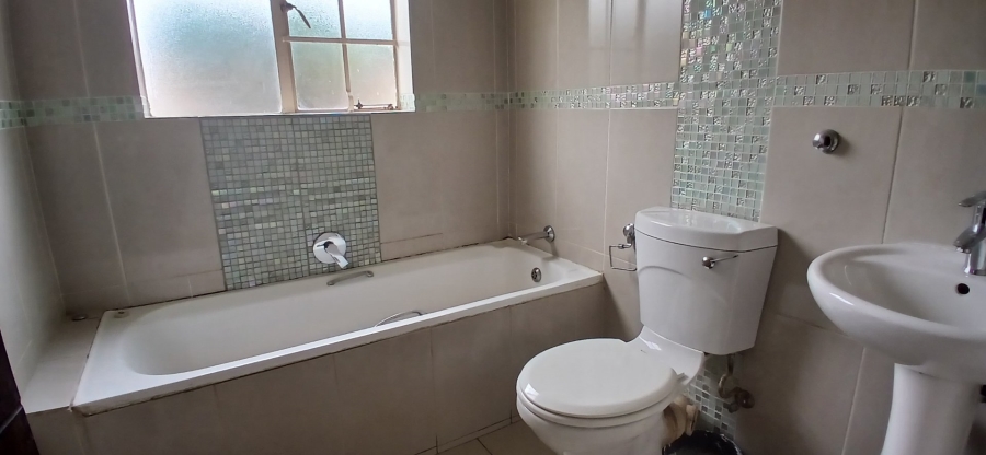 3 Bedroom Property for Sale in Heuwelsig Estate Gauteng